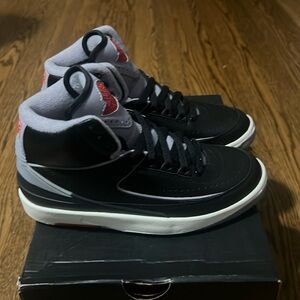 Air Jordan 2 Grade school